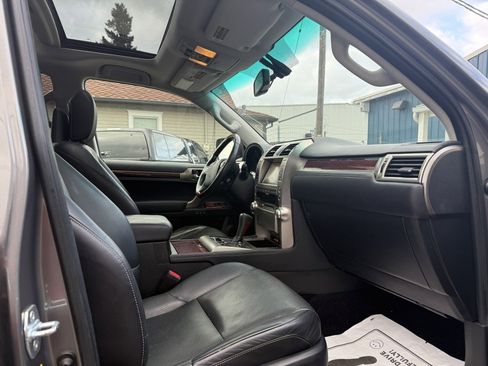 Used 2010 Lexus GX 460 Premium AWD/4WD image 17