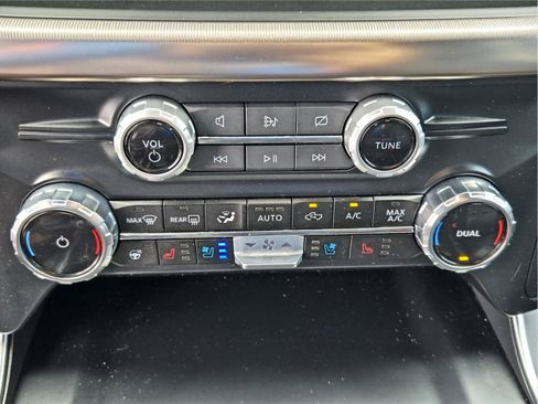 Certified 2023 Ford F150 Raptor AWD/4WD image 18