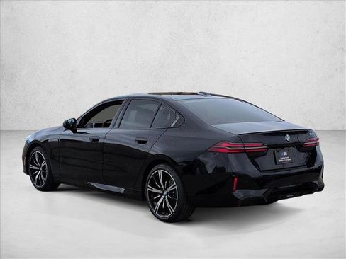 New 2026 BMW 530i RWD image 8