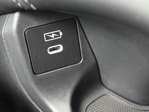 New 2026 Honda HR-V EX-L image 9