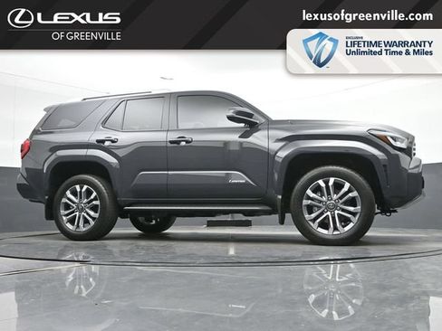 Used 2025 Toyota 4Runner Limited AWD/4WD image 32