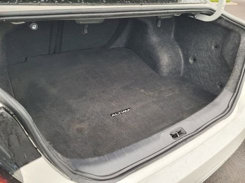 Used 2023 Nissan Altima 2.5 SV image 12