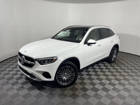 New 2026 Mercedes-Benz GLC 300 image 1