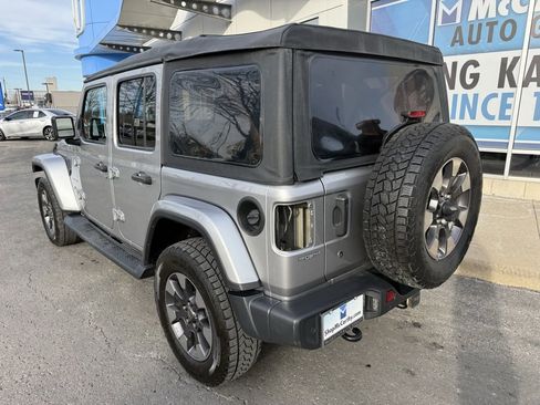 Used 2018 Jeep Wrangler Unlimited Sahara image 13
