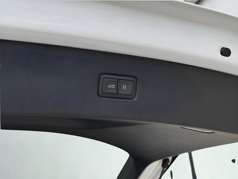 Used 2019 Audi Q7 3.0T Premium Plus image 23