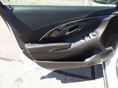Used 2016 Buick LaCrosse Premium w/ Driver Confidence Package #1 FWD image 11