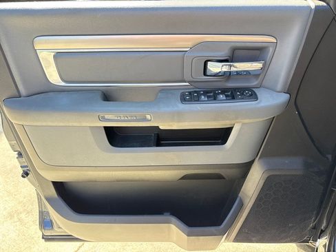 Used 2019 RAM 1500 Big Horn image 15