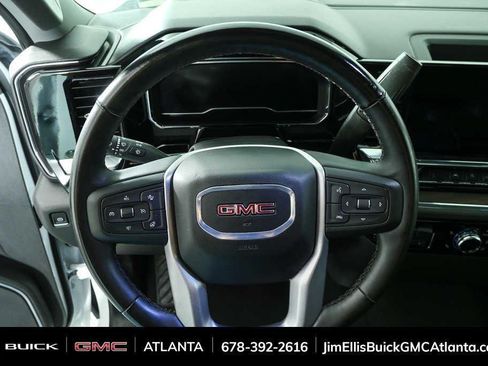 Used 2025 GMC Sierra 1500 SLT AWD/4WD image 8