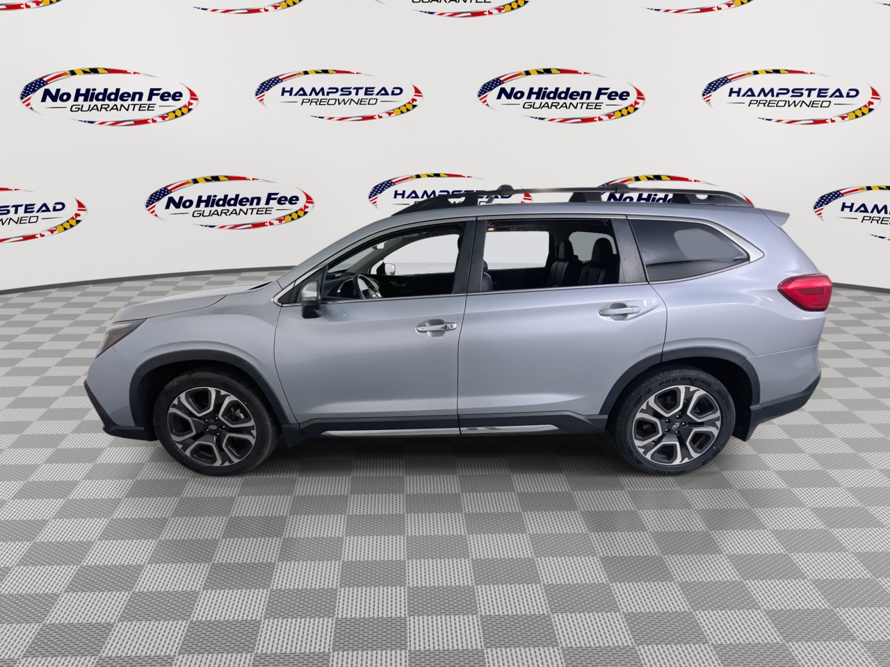 Used 2023 Subaru Ascent Touring AWD/4WD image 6