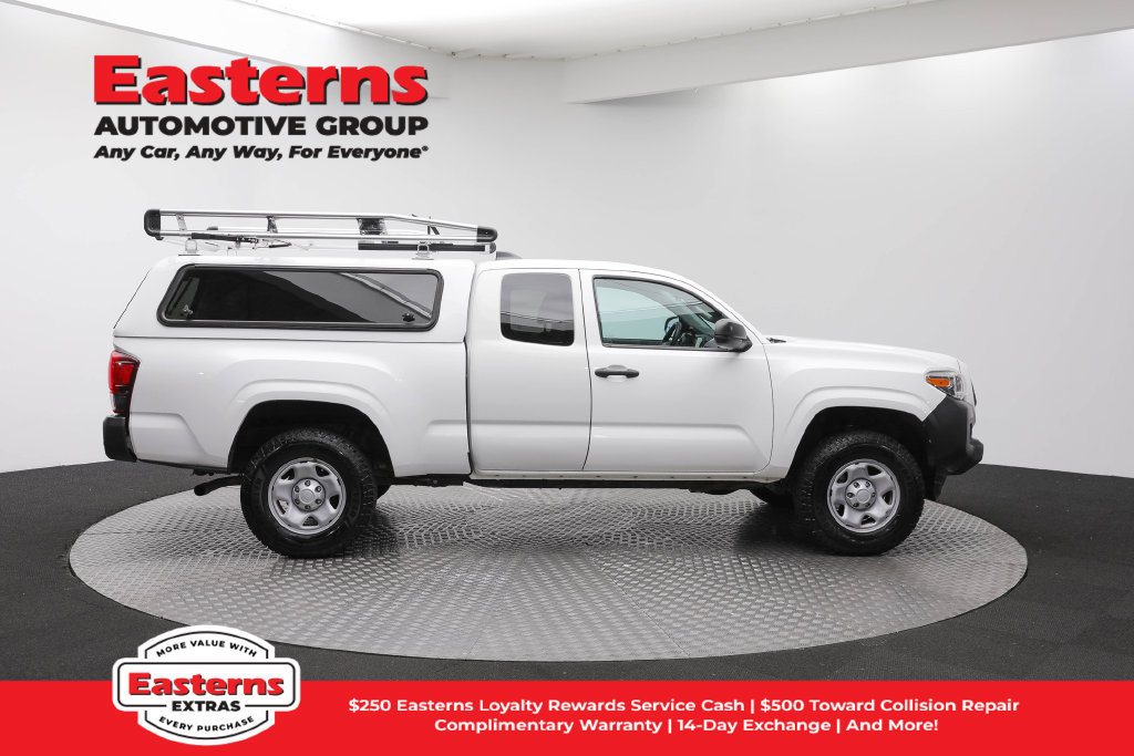 Used 2020 Toyota Tacoma SR RWD image 5