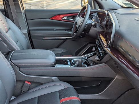 New 2026 Chevrolet Traverse RS image 24