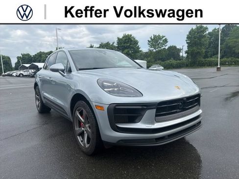 Used 2022 Porsche Macan S AWD/4WD image 7