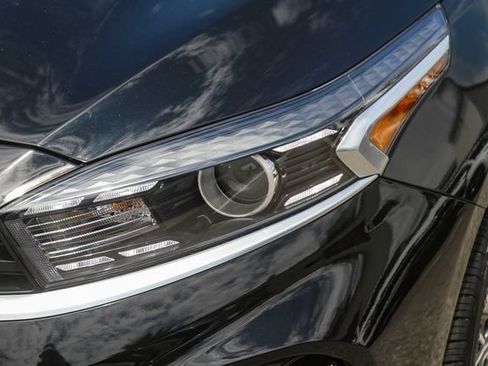 Certified 2024 Kia Forte GT-Line FWD image 5
