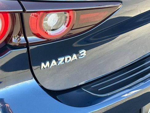 Certified 2025 MAZDA MAZDA3 s FWD image 7