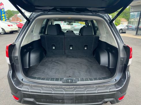 Used 2019 Subaru Forester Premium image 7