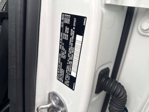 Used 2023 Volvo XC40 B5 Plus w/ Driver Assist Package image 23