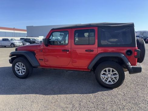Used 2023 Jeep Wrangler Unlimited Sport AWD/4WD image 8