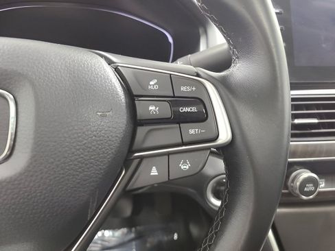 Used 2022 Honda Accord Touring image 27