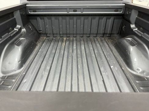 Used 2021 Chevrolet Colorado W/T w/ Custom Special Edition image 36