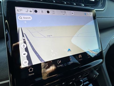 New 2025 Jeep Grand Cherokee Limited image 15