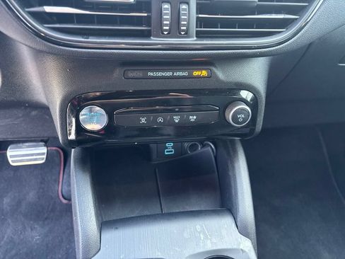 Used 2023 Ford Escape ST-Line w/ Tech Pack #1 AWD/4WD image 11