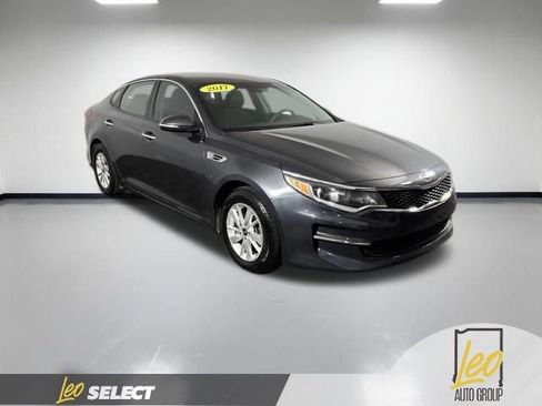 Used 2017 Kia Optima LX FWD image 4