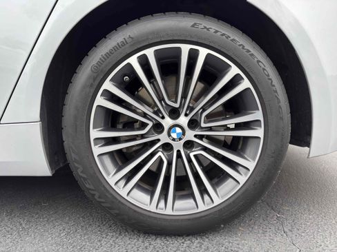 Used 2017 BMW 540i image 16