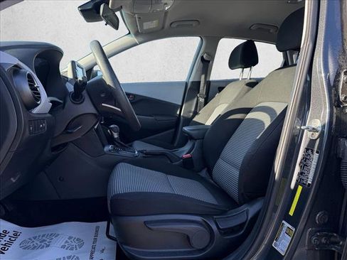 Used 2019 Hyundai Kona SE image 10