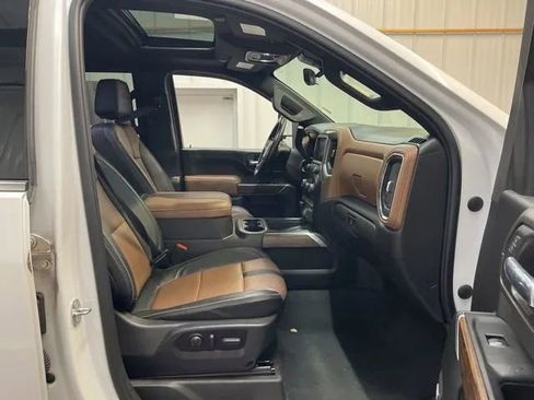 Used 2023 Chevrolet Silverado 3500 High Country w/ Z71 Off-Road Package image 12