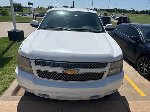Used 2007 Chevrolet Tahoe LT w/ 1LT Special Edition AWD/4WD image 2