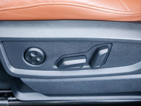 Used 2023 Audi Q5 e Premium Plus image 22