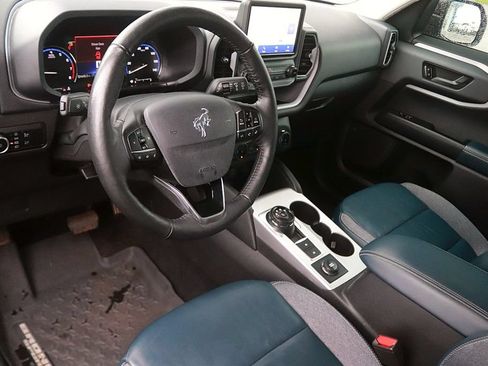 Used 2023 Ford Bronco Sport Outer Banks AWD/4WD image 13