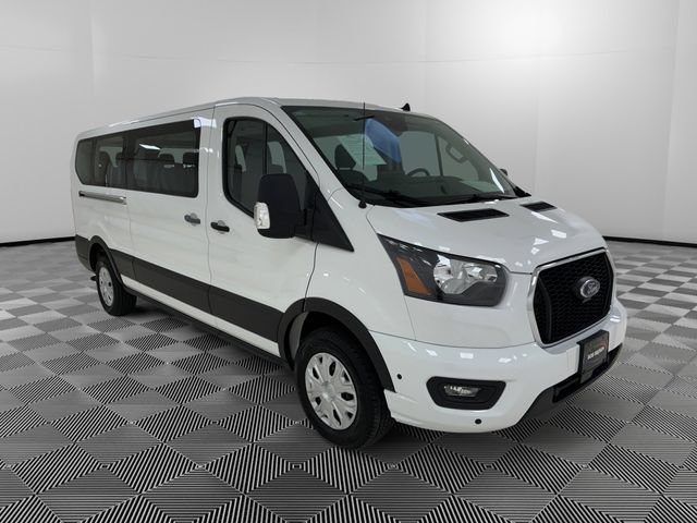 Used 2024 Ford Transit 350 XLT RWD image 7