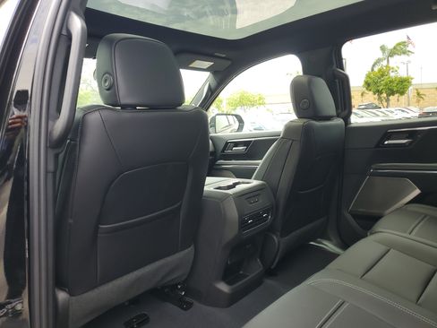 New 2025 GMC Sierra EV Denali AWD/4WD image 7
