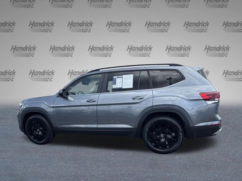 Used 2024 Volkswagen Atlas SE FWD image 7
