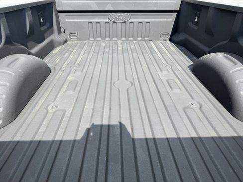 Used 2022 Ford F250 XL w/ Power Equipment Group AWD/4WD image 8