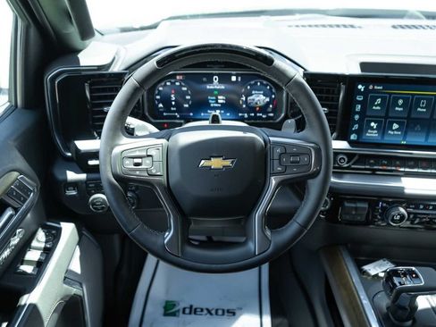 New 2026 Chevrolet Silverado 1500 High Country AWD/4WD image 16
