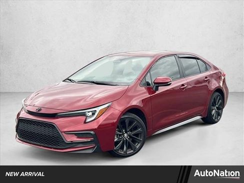 Used 2024 Toyota Corolla SE image 1