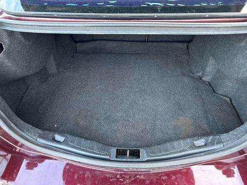 Used 2018 Ford Fusion SE w/ Equipment Group 201A image 17