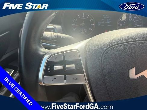 Used 2022 Kia Telluride S FWD image 17