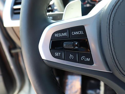 Used 2025 BMW X4 xDrive30i w/ Premium Package image 19