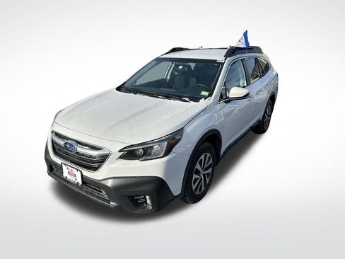 Certified 2022 Subaru Outback Premium image 18