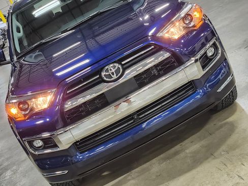 Used 2024 Toyota 4Runner Limited RWD image 19