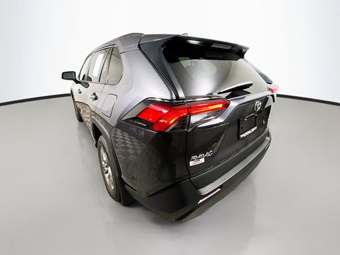 Used 2024 Toyota RAV4 XLE w/ Convenience Package FWD image 8