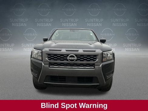 Used 2025 Nissan Frontier SV image 10
