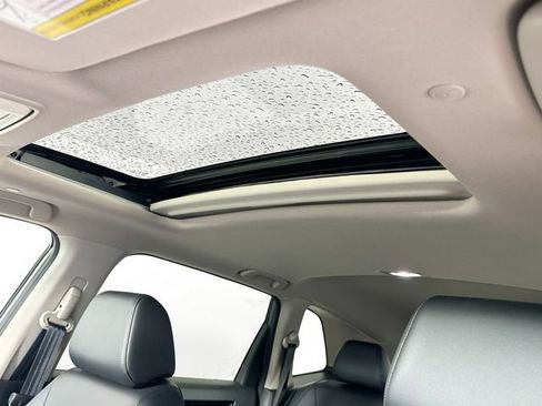 Used 2024 Honda CR-V EX-L image 2