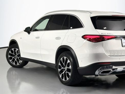 Certified 2025 Mercedes-Benz GLC 350e 4MATIC image 16