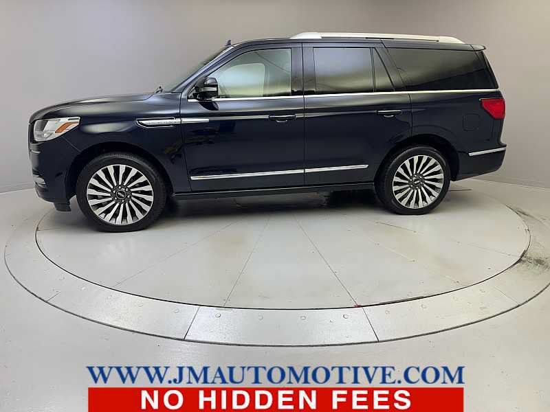 Used 2021 Lincoln Navigator Reserve w/ Luxury Package AWD/4WD image 2