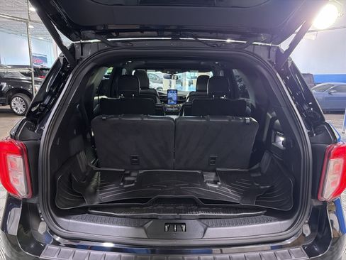 Used 2020 Ford Explorer ST w/ Premium Technology Package AWD/4WD image 33