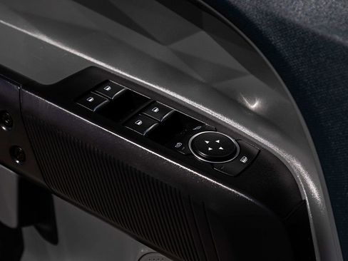 Used 2025 Ford Maverick XL w/ Equipment Group 101A image 12